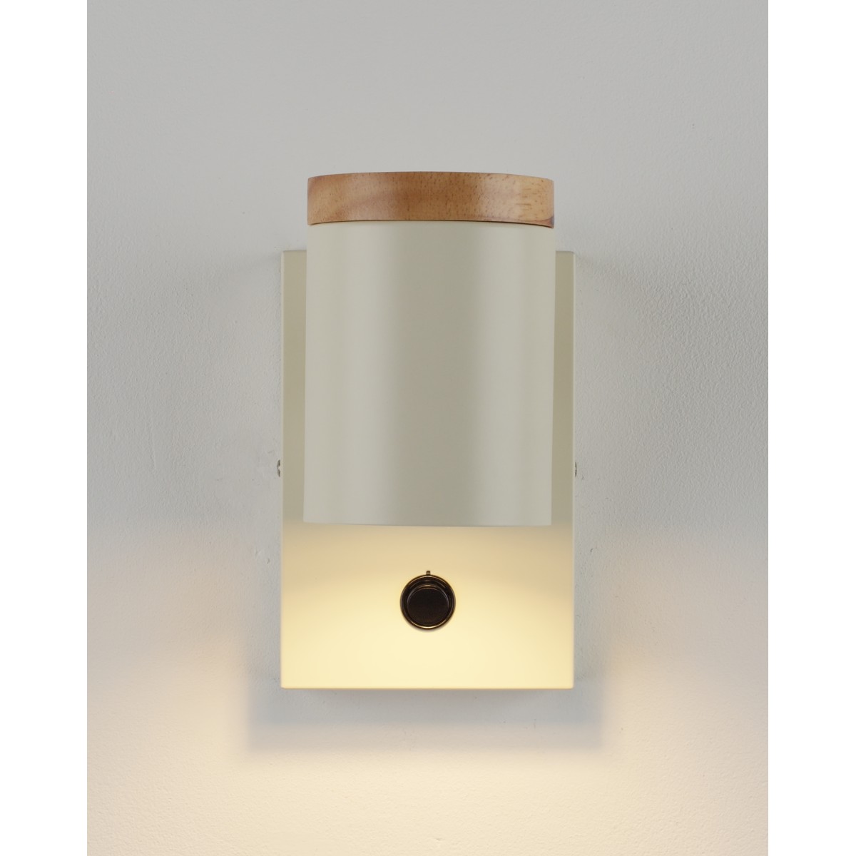 Светильник настенный Moderli V11292-1W Asheswood