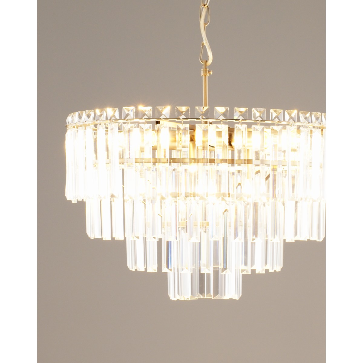 Люстра подвесная Moderli V10738-9P Crystal