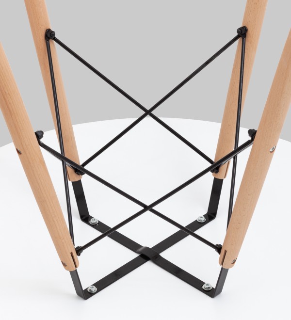 Стол Eames DSW NEW D90