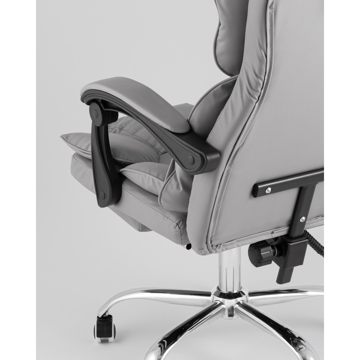Кресло руководителя TopChairs Siento серый