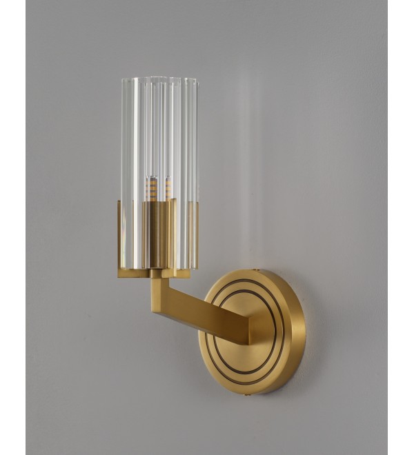Светильник настенный Moderli V11015-1W Brass