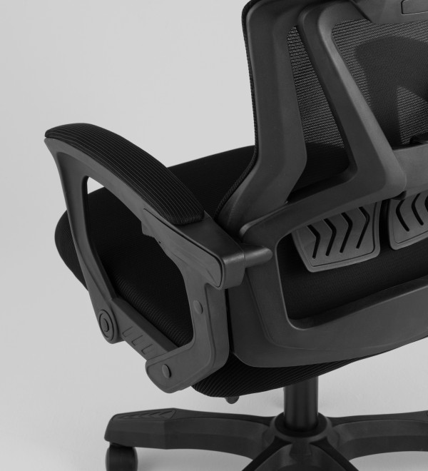 Кресло офисное TopChairs Vecto черный
