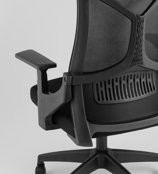 Кресло офисное TopChairs Optimo черный