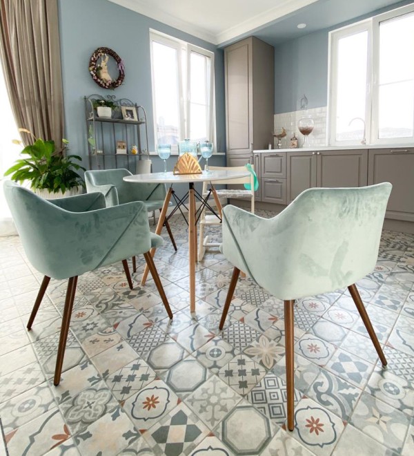 Стол круглый Eames DSW NEW D70 белый