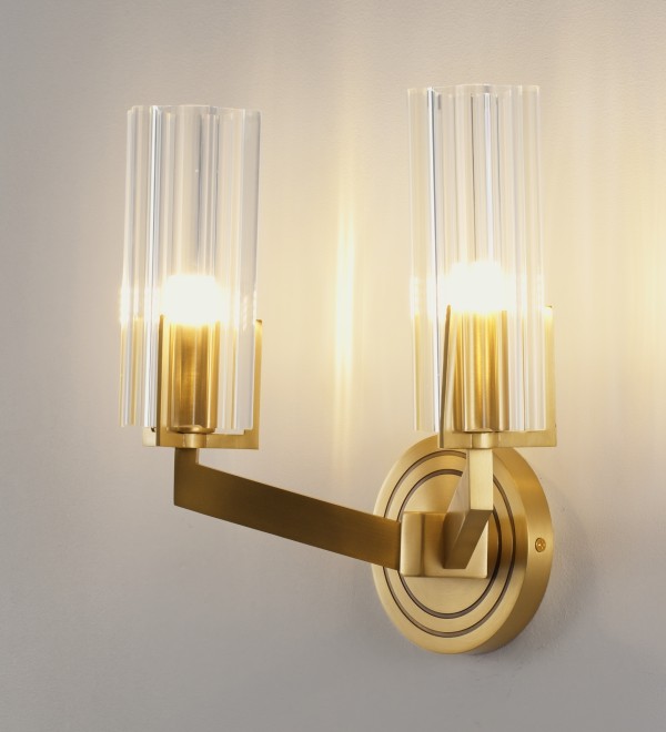 Светильник настенный Moderli V11073-2W Brass