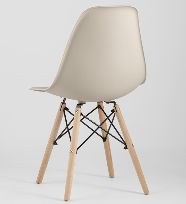 Стул Eames Style DSW бежевый (разборный каркас)