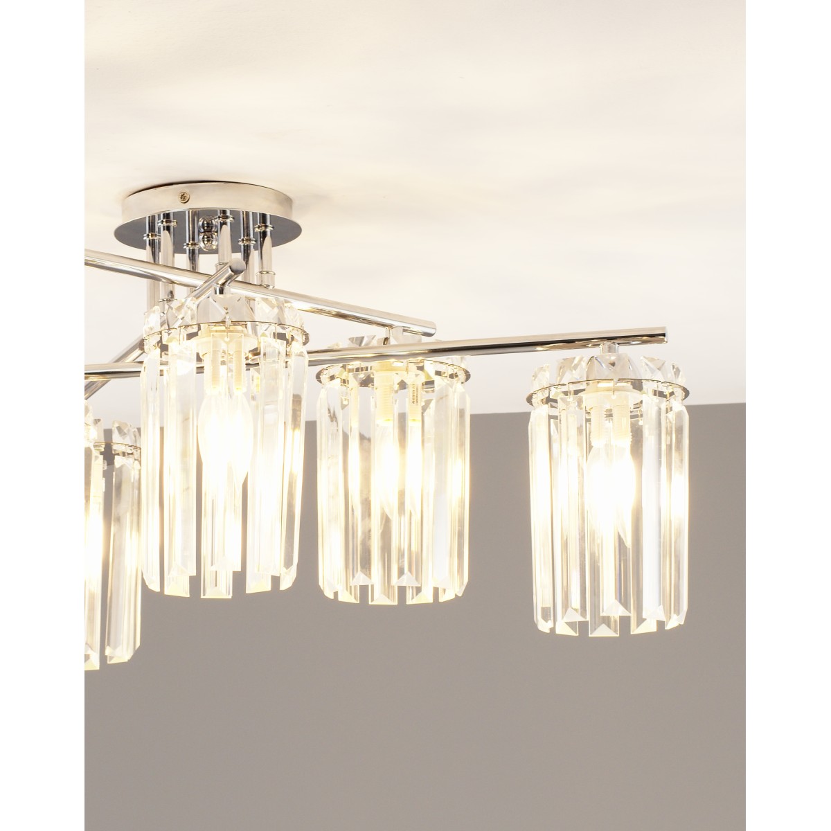 Люстра потолочная Moderli V10753-6C Everly