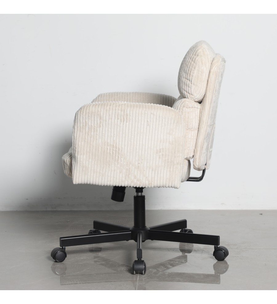 Кресло офисное TopChairs 6187 с откидными подлокотниками кремовый