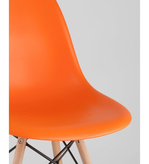 Стул Eames DSW оранжевый