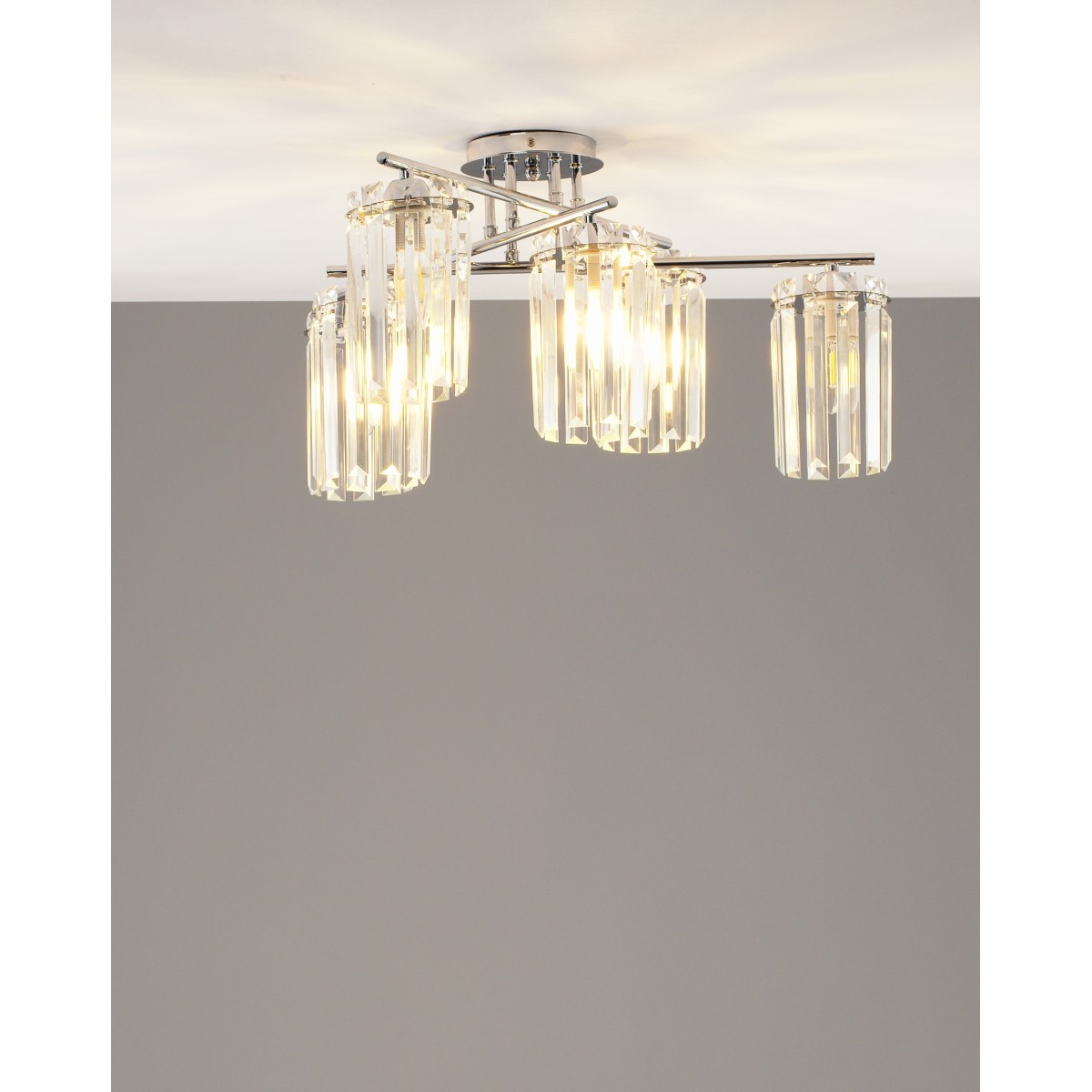 Люстра потолочная Moderli V10753-6C Everly