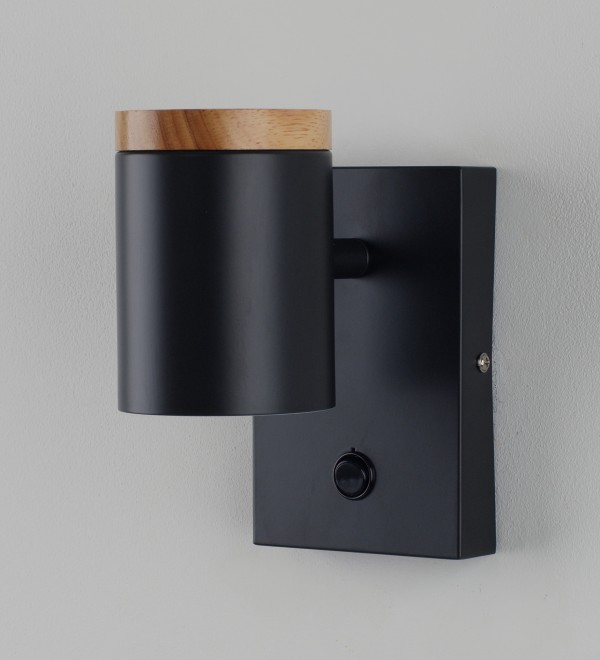 Светильник настенный Moderli V11291-1W Asheswood