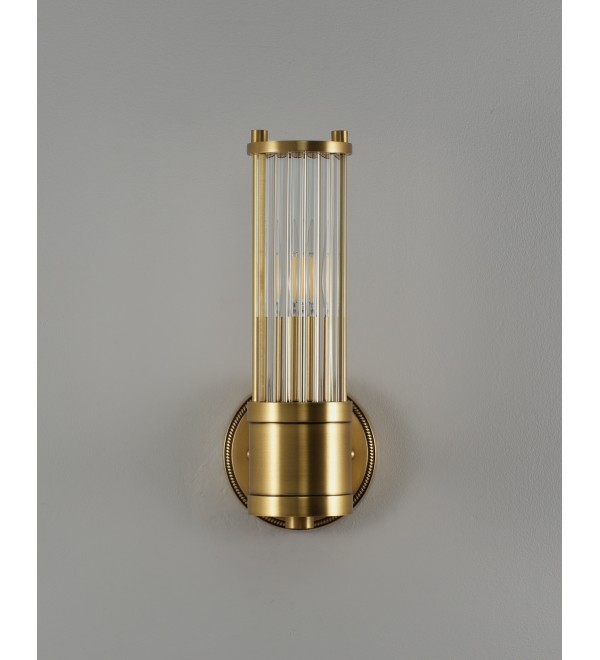 Светильник настенный Moderli V11020-1W Brass