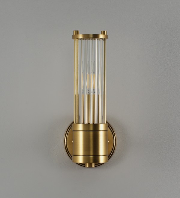 Светильник настенный Moderli V11020-1W Brass