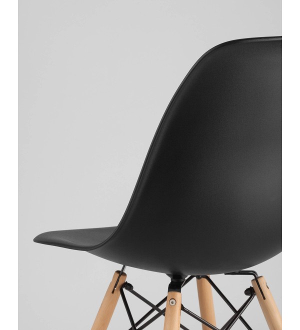 Стул Eames DSW черный