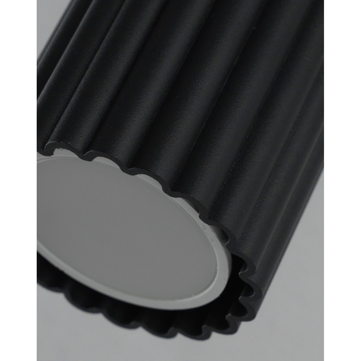 Спот Moderli V11771-1C Cora