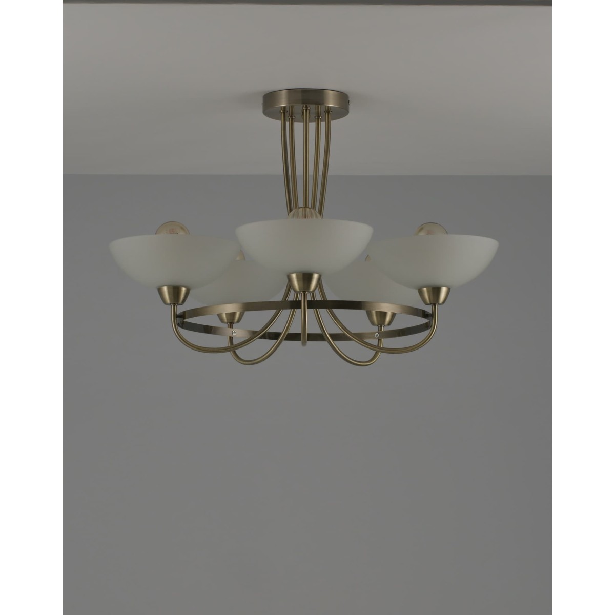 Люстра потолочная Moderli V1204-5C Lione