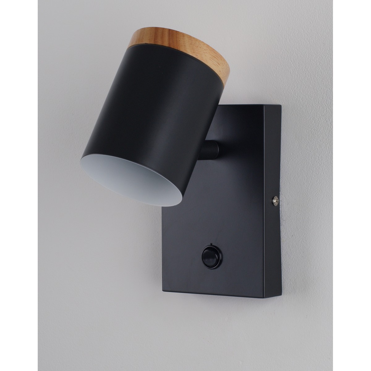 Светильник настенный Moderli V11291-1W Asheswood