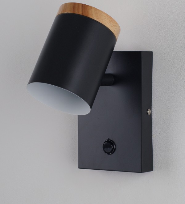 Светильник настенный Moderli V11291-1W Asheswood