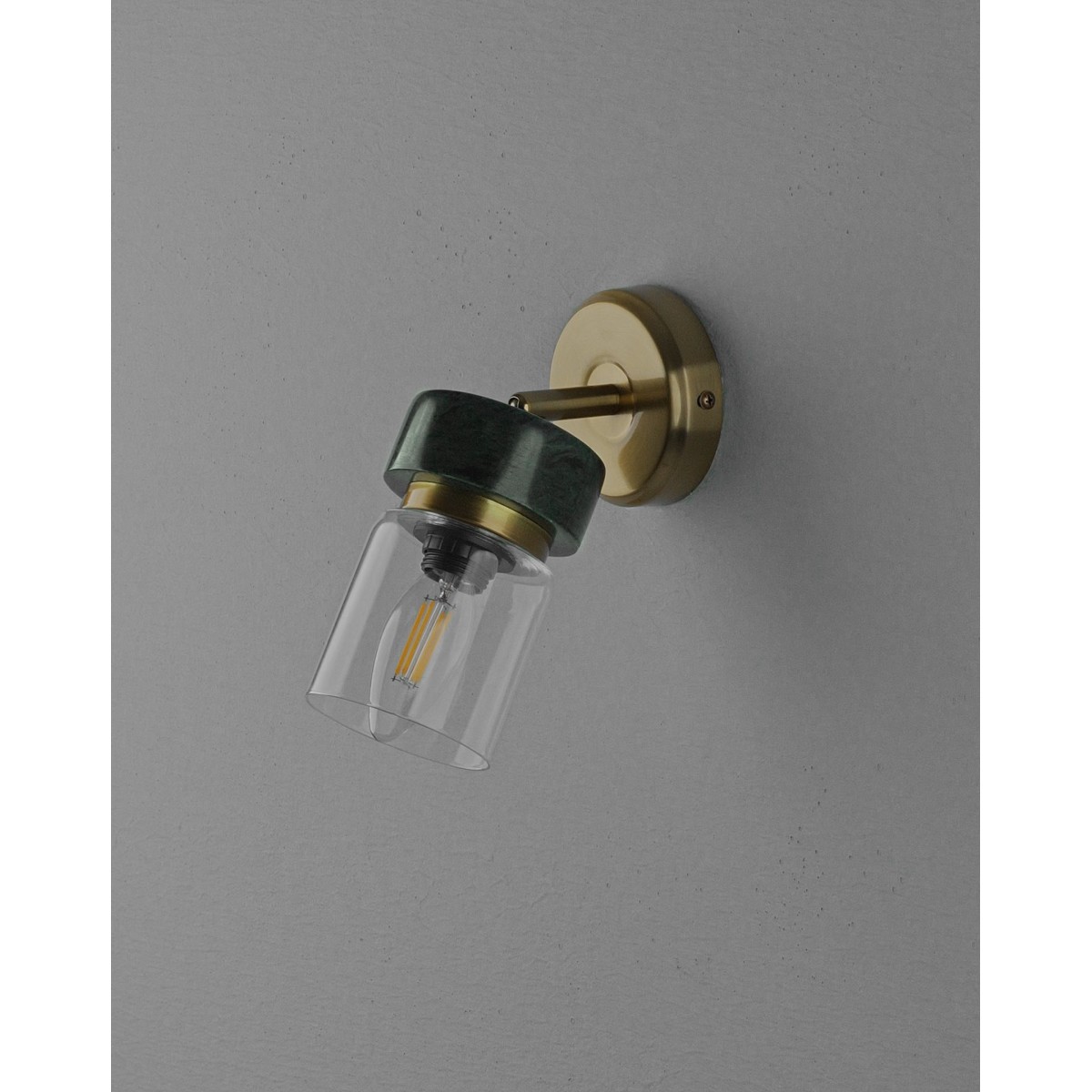 Спот Moderli V11821-1W Almero