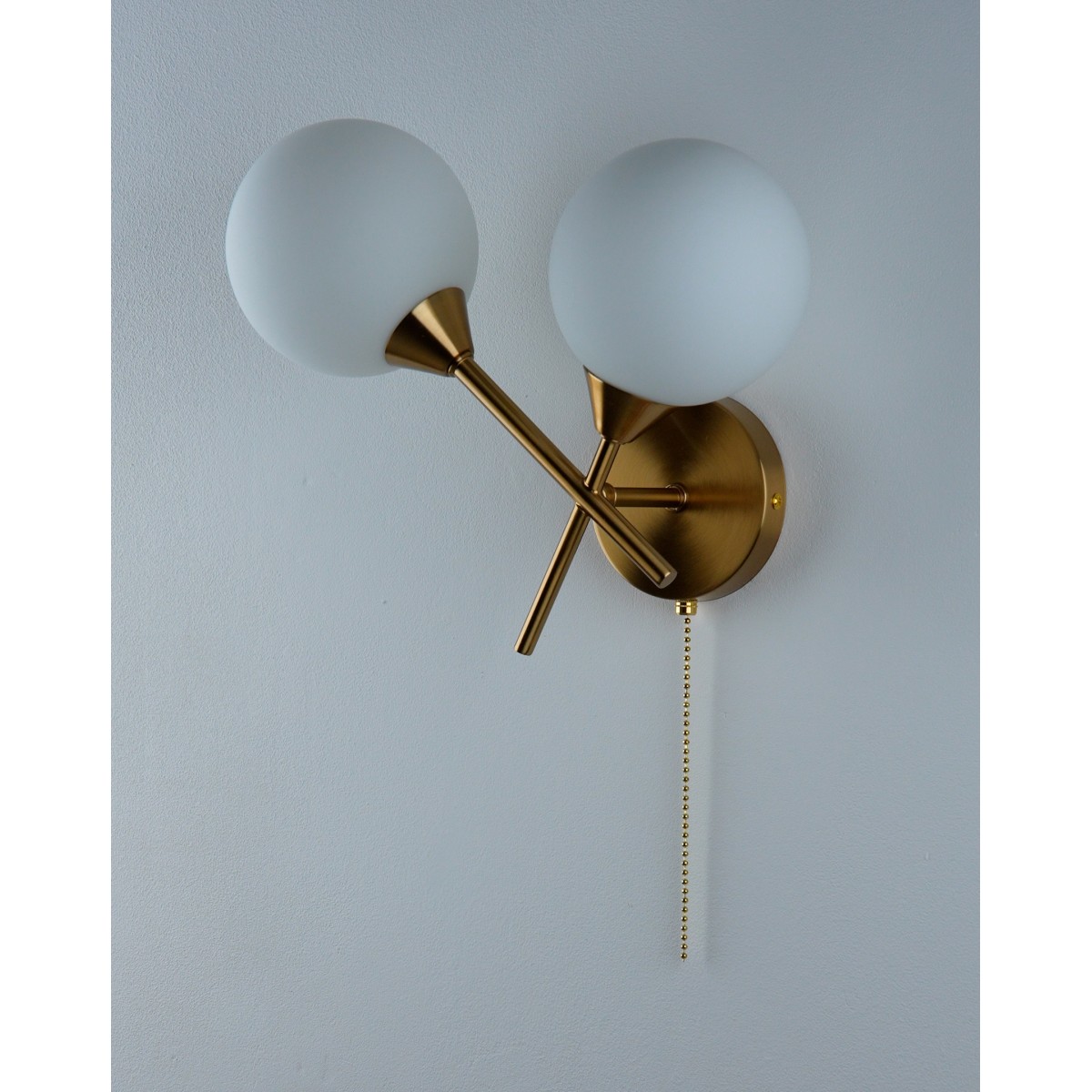 Бра Moderli V10843-2W Molecule