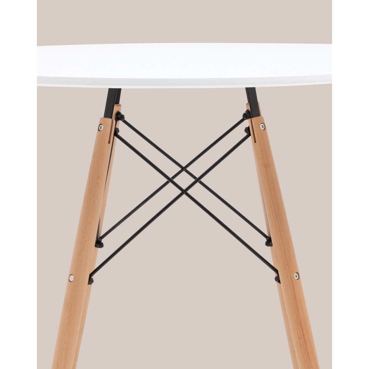 Стол Eames DSW NEW D90