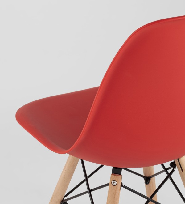 Стул Eames Style DSW красный (разборный каркас)