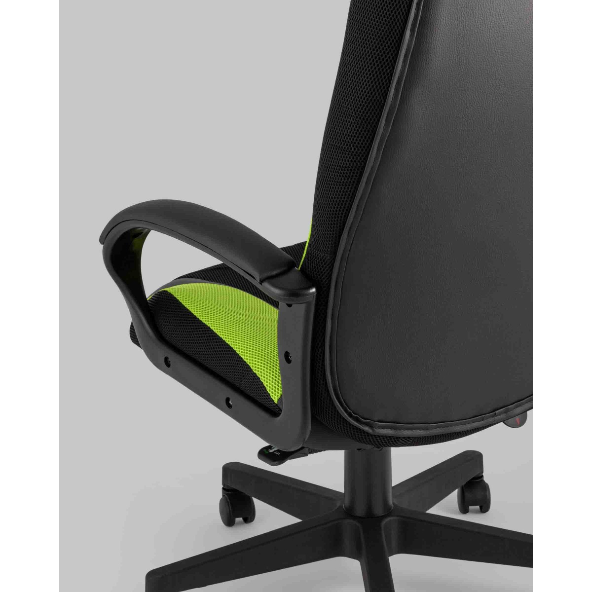 Кресло игровое TopChairs ST-CYBER 9 черный/зеленый