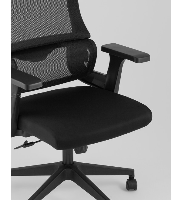 Кресло офисное TopChairs Vantage черный