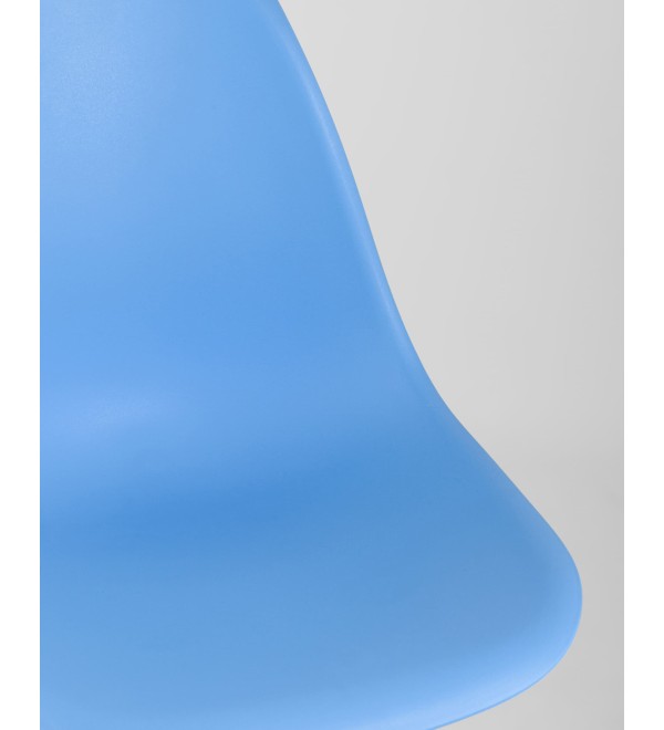 Стул Eames Style DSW голубой (разборный каркас)