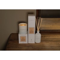 Свеча ароматическая the olphactory, white insignia, silken tobacco, 60 ч