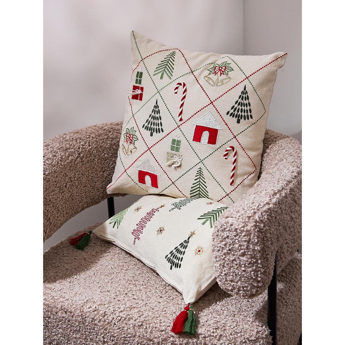 Чехол на подушку frozen pines из коллекции new year essential, 30х50 см