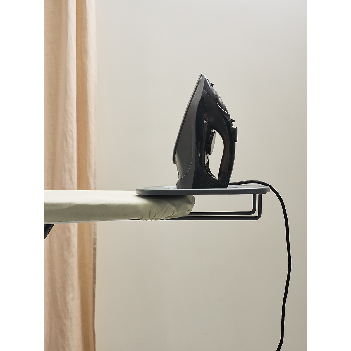 Доска гладильная напольная smart iron, 123х46 см, молочная