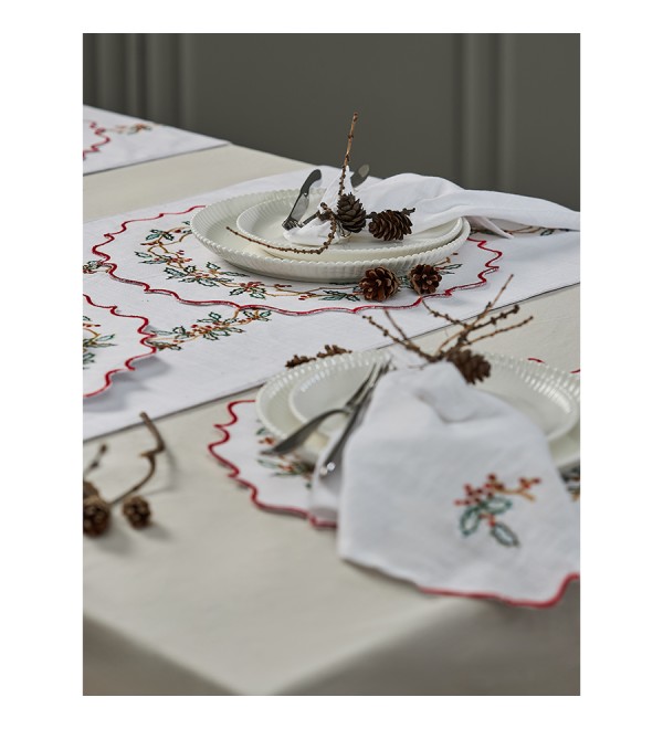 Дорожка на стол festive wreath из коллекции new year essential, 45х150 см