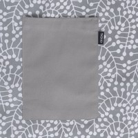 Фартук из хлопка серого цвета с принтом Спелая Смородина из коллекции scandinavian touch, 70х85 см