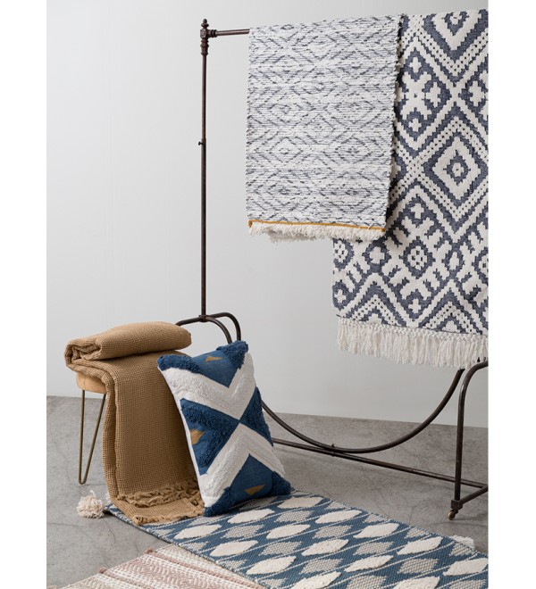 Ковер из хлопка синего цвета argyle из коллекции ethnic, 70х160 см