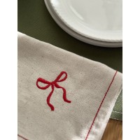 Салфетка сервировочная fancy bows бежевого цвета из коллекции essential, 45х45 см