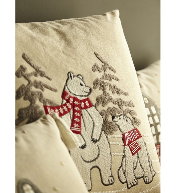 Подушка декоративная festive bears из коллекции new year essential, 45х45 см