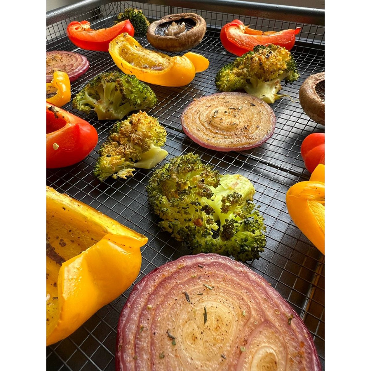 Противень для запекания с решеткой-гриль roast masters, 22х30 см, черный