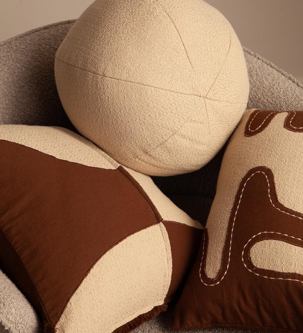 Подушка декоративная sand sphere из коллекции essential, D28 см