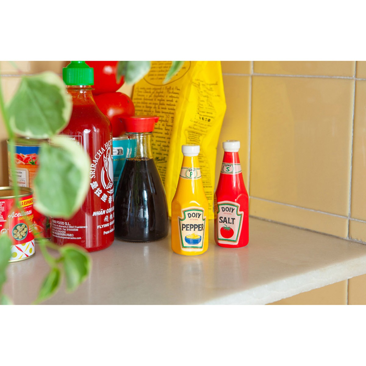 Набор из солонки и перечницы corner shop, ketchup mustard