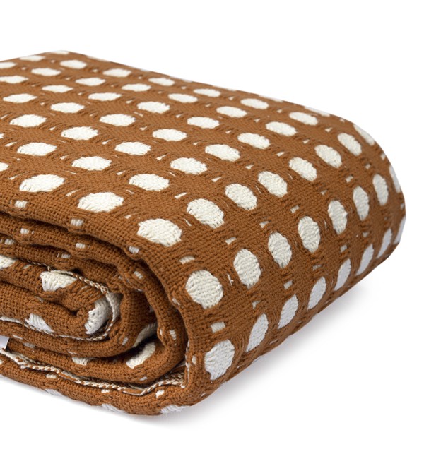 Покрывало из хлопка polka dots карамельного цвета из коллекции essential, 230х250 см