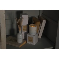 Свеча ароматическая the olphactory, white insignia, musk silhouette, 60 ч