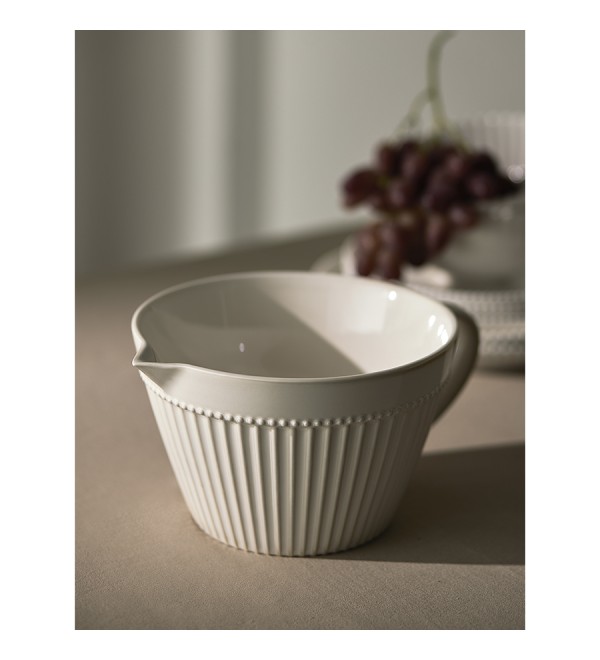 Кувшин для смешивания белого цвета из коллекции kitchen spirit, 2 л