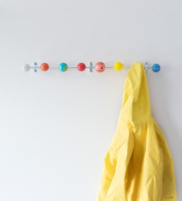 Вешалка solar system