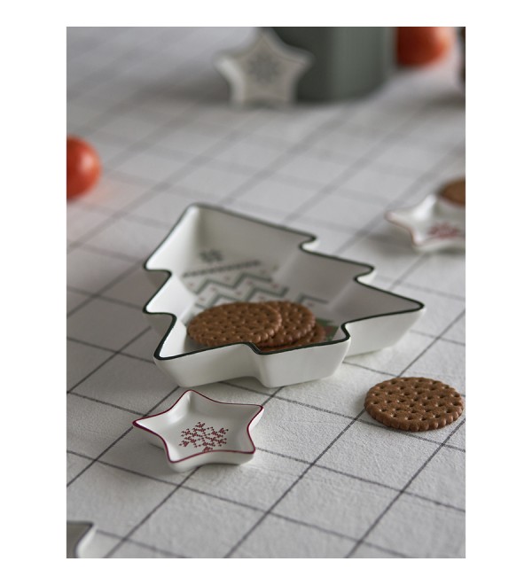 Набор из двух сервировочных тарелок sweet memories из коллекции new year essential