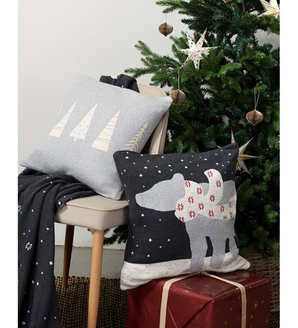 Подушка вязаная с новогодним рисунком polar bear из коллекции new year essential, 45х45 см