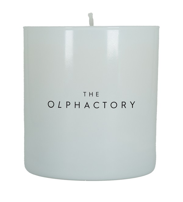 Свеча ароматическая the olphactory, white insignia, acqua bergamota, 60 ч