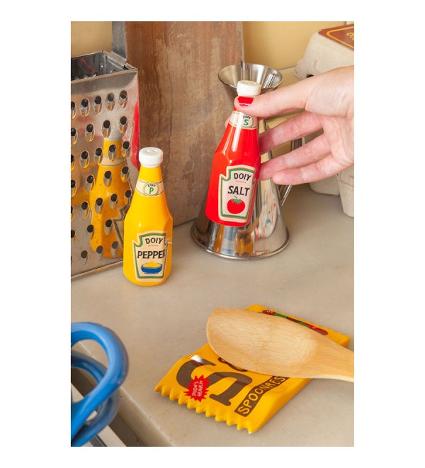 Набор из солонки и перечницы corner shop,  ketchup mustard