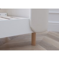 Кровать KIDI Soft для детей от 3 до 7 лет (молочный, экокожа)