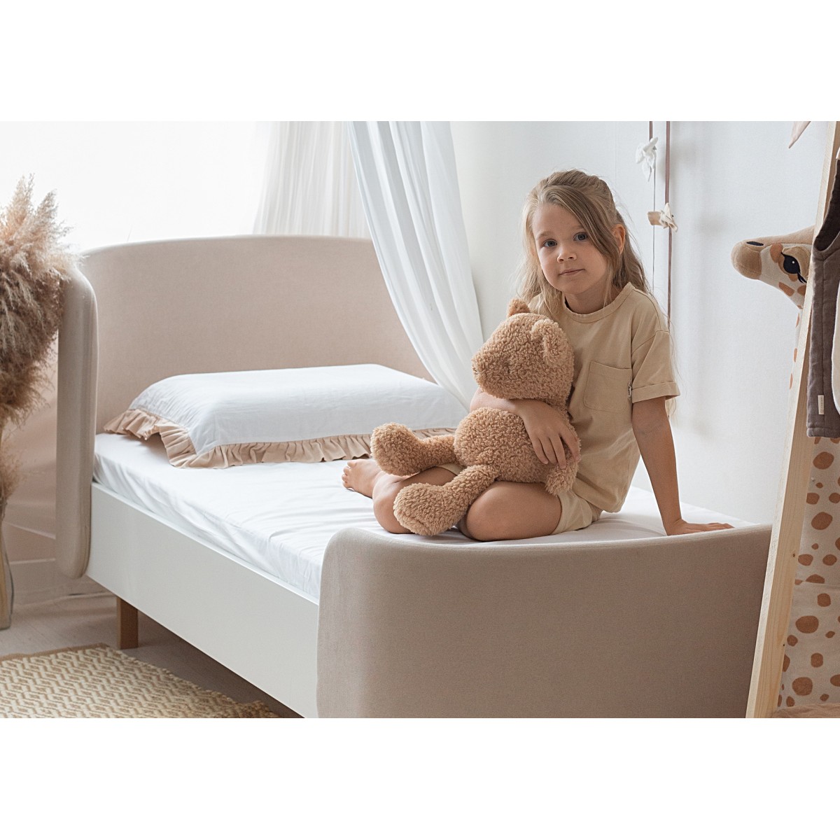 Кровать подростковая KIDI Soft размер М (бежевый)